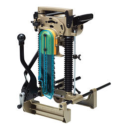 MAKITA 7104L reťazová dlabačka, 1140W, hĺbka max. 155mm