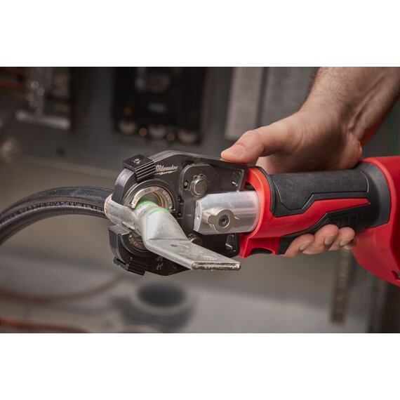 MILWAUKEE M18 HCCT-201C aku hydraulické krimpovacie kliešte na káble 53kN FORCELOGIC
