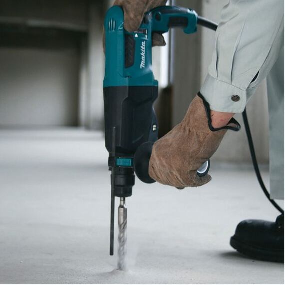 MAKITA HR2600 vŕtacie kladivo 800W, 2,4J