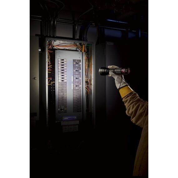 MILWAUKEE M12 MLED-0 aku ručné svietidlo 12V bez batérie, 800lm, IP54, bodové svetlo