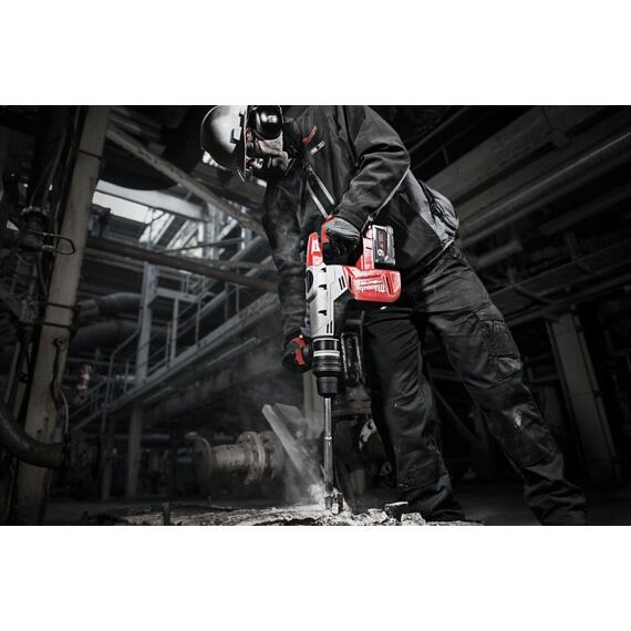 MILWAUKEE M18 CHM-0C aku kombinované kladivo SDS MAX, 18V bez baterie, 6,1J,  kufr