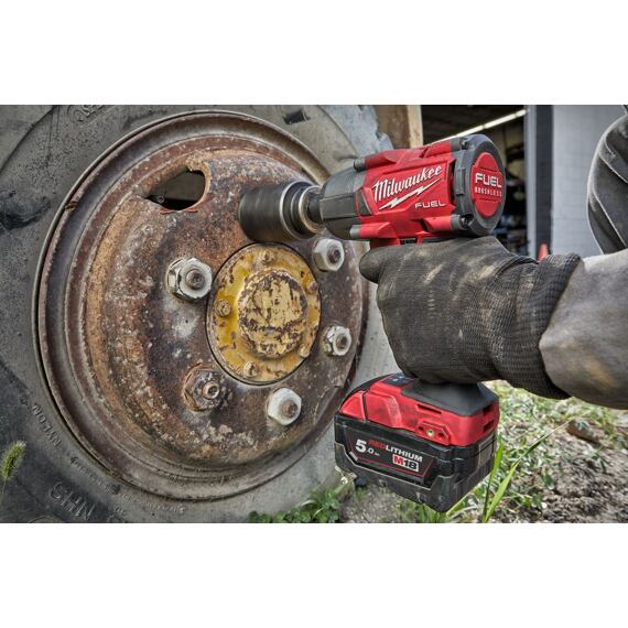 MILWAUKEE M18 FMTIW2F12-0X aku rázový utahovák 18V, 1/2", 47/475/610/745Nm, bez baterie, HD kufr
