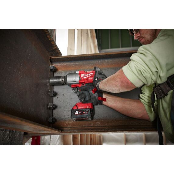 MILWAUKEE M18 ONEFHIWF12-502X aku rázový uťahovák 18V/2*5Ah,130/400/1356/1356/max 1898Nm, kufrík