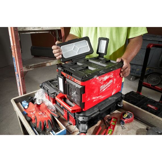 MILWAUKEE M18 POALC-0 lampa PACKOUT 3 otočné hlavy, 18V/230V, 3000/1500/1000lm, bez aku