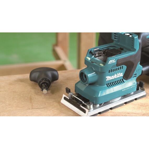 MAKITA DBO380Z aku vibrační bruska 18V LXT, 93*185mm, bez baterie