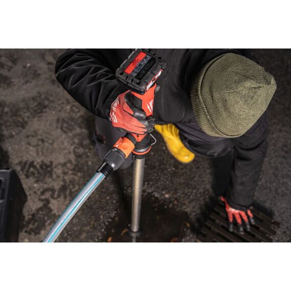 MILWAUKEE M12 BSWP-0 tyčové vodní čerpadlo 12V, ponor 85cm, i na znečištěnou vodu, bez baterie