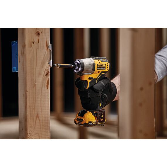 DeWalt DCK2104P2T aku súprava DCH072 + DCF801, 12V/2*5Ah, kufrík TSTAK