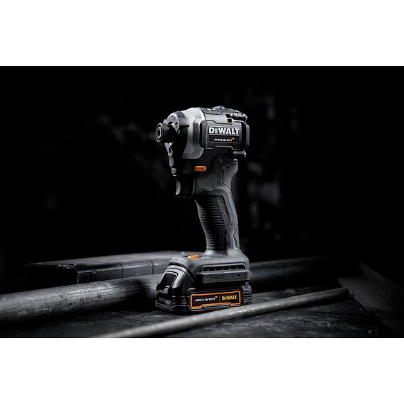 DeWalt DCK200ME2GT aku súprava DCD85MG+DCF85MG, 18V/2*1,7Ah, TSTAK, edícia McLaren