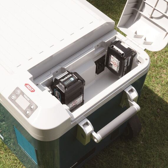 MAKITA CW002GZ aku termobox 50l, XGT 40V, auto 12/24V, chl. -18°-+10°, ohrev 30°-60°C, bez batérie