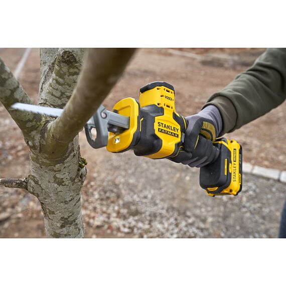 STANLEY SFMCS305B aku pila ocaska FATMAX V20,18V, bezuhlíková, bez baterie