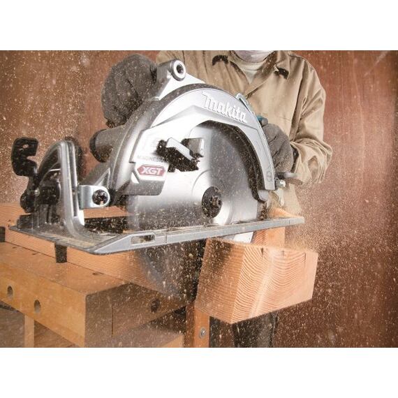 MAKITA RS002GZ aku okružní pila 40V XGT, (výkon 1700W) prořez 95mm, kotouč 260*30mm, bez baterie