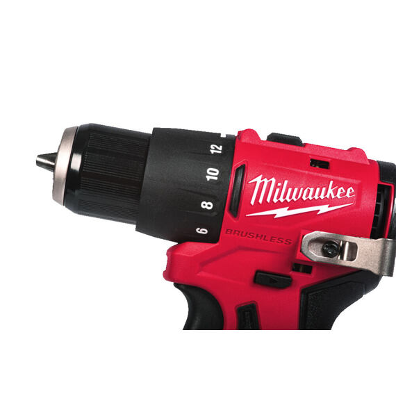 MILWAUKEE M12 BLPDRC-0 aku příklepová vrtačka 12V, 40Nm, délka pouze 142mm, bez baterie