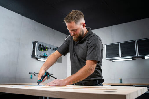 WOLFCRAFT nůž s pevnou zasouvací delta čepelí, pouzdro za opasek 4292000