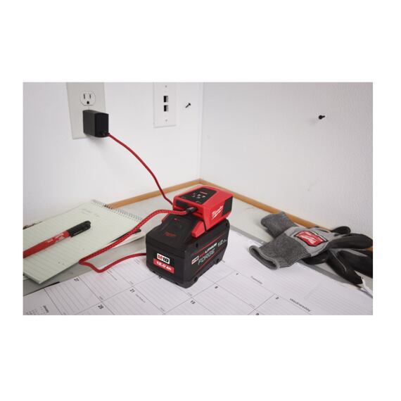 MILWAUKEE M18 TC-0 mini obousměrná nabíječka, součástí adaptér 65W a USB-C kabel