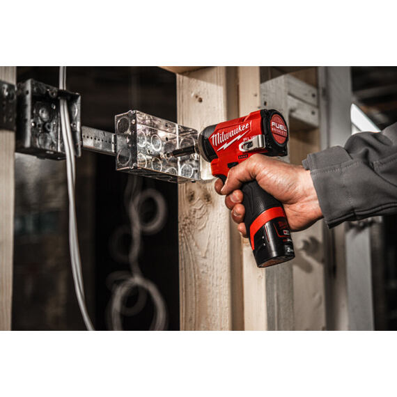 MILWAUKEE M12 FID2-0 aku rázový utahovák 12V, 1/4", max. 170 Nm, pouze 127mm, bez baterie