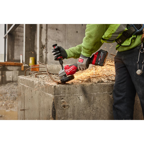 MILWAUKEE M18 FHSAGSVO125X-0X aku úhlová bruska 18V, bez baterie, kufr