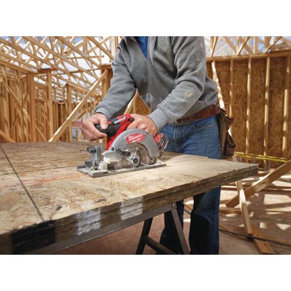 MILWAUKEE M18 CCS55-502X aku okružná píla 18V/2*5Ah, prerez 55mm
