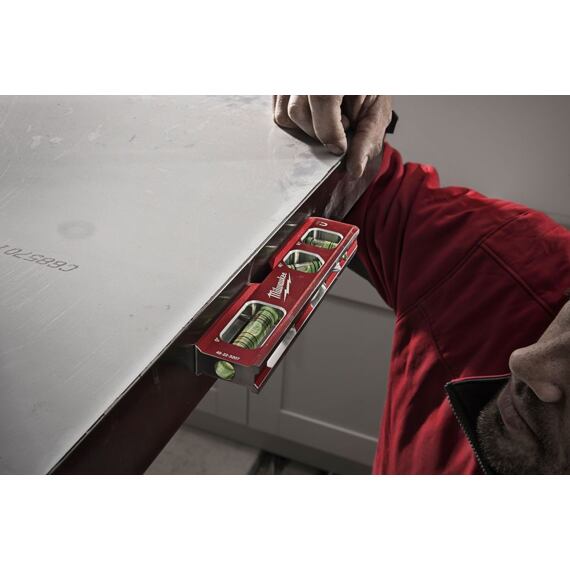MILWAUKEE 4932459097 magnetická vodováha TORPEDO s trubicovou libelou, 45° libela