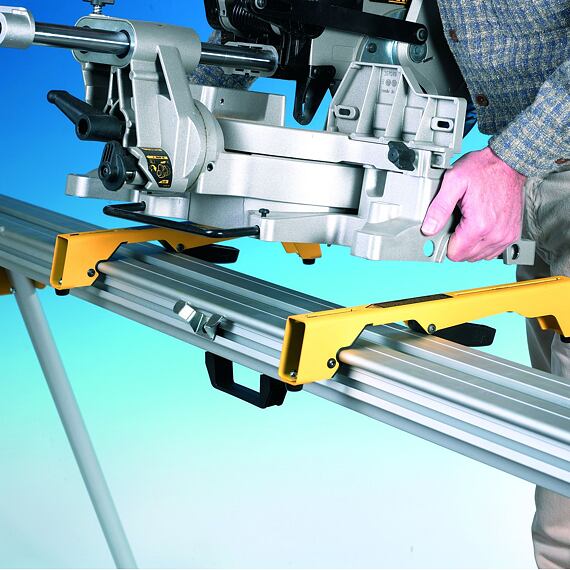 DeWalt DE7023 stojan pro pokosové pily 1,7-3,9 m, až 227 kg