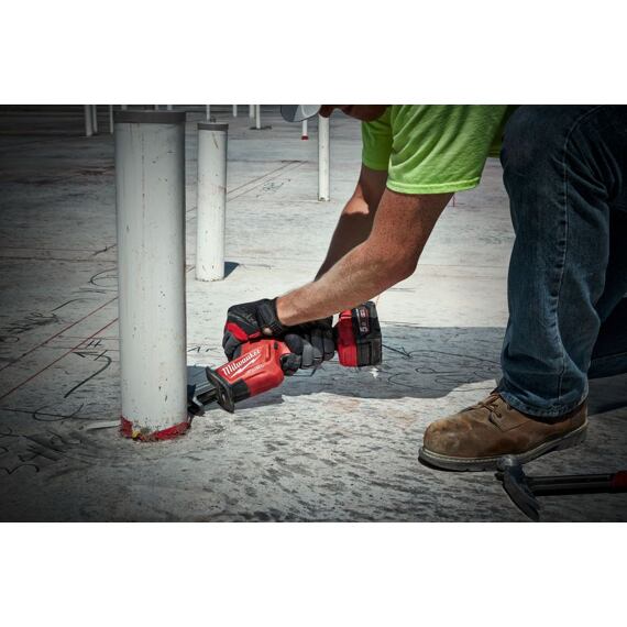 MILWAUKEE M18 FHZ-502X aku píla chvostovka 18V/2*5Ah, kufor