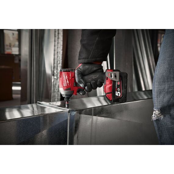 MILWAUKEE M18 FID2-0X aku rázový utahovák 18V bez baterie, 1/4", 119/176/226/0-226Nm, kufr