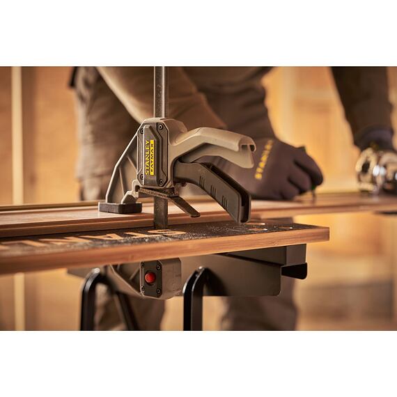 STANLEY STST83400-1 pracovný skladací stôl FATMAX Workbech MPP, nosnosť 250kg