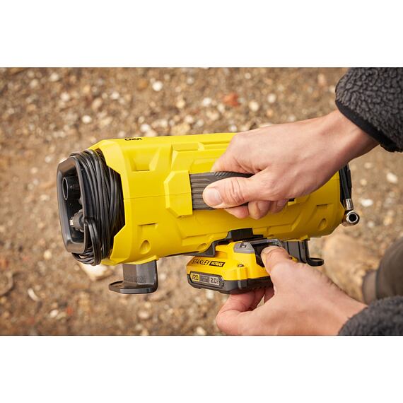 STANLEY SFMCE520B-QJ aku kompresor V20 / 230V / adaptér 12V z auta, max.tlak 11bar