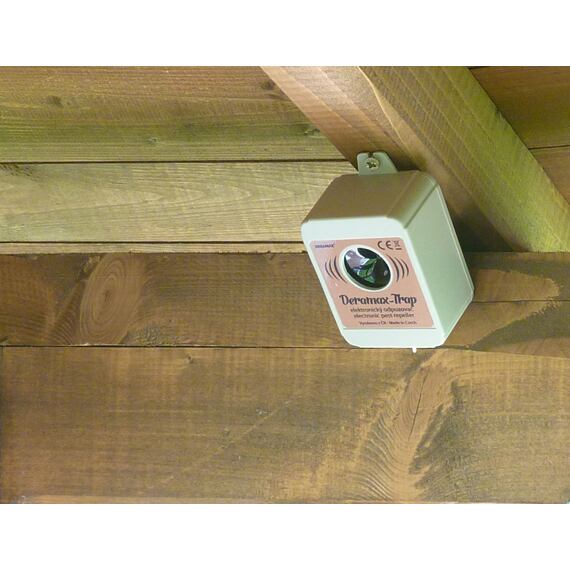 DERAMAX Trap ultrazvukový plašič (odpuzovač) koček, psů a divoké zvěře, 9V