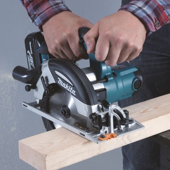 MAKITA DHS630Z aku okružní pila 18V bez baterie, Li-ion