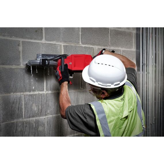 MILWAUKEE M18 FCOS230-121 aku rozbrušovací pila 230mm 18V/12Ah, oboustranný přívod vody