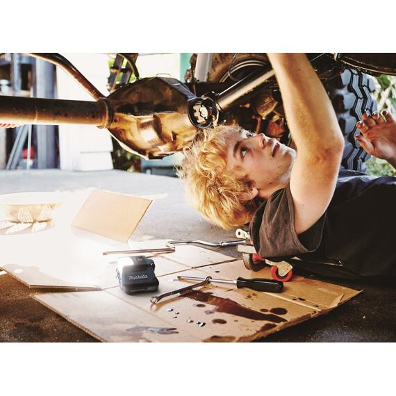 MAKITA ML107 aku led lampa 10,8/12V CXT, 200/100lm, bez batérie