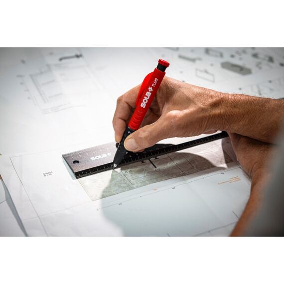 SOLA WMD200 digitální úhelník 200mm, manuální zajištění ramen, tuhá konstrukce