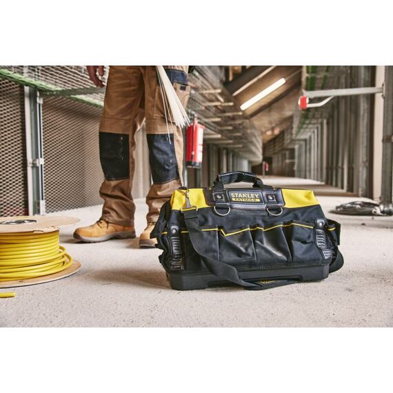 STANLEY 1-93-950 FatMax Brašna na nářadí 18", pevné voděodolné dno