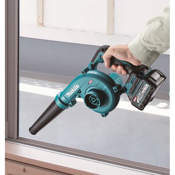 MAKITA UB002GZ01 aku ofukovač XGT 40V Li-ion, bez baterie