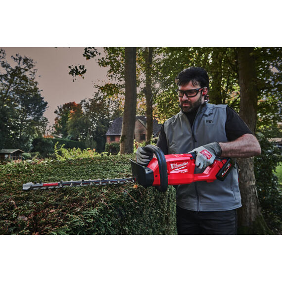 MILWAUKEE M18 FHET45-0 aku plotostřih 18V, lišta 45cm, střih 19mm, bez baterie