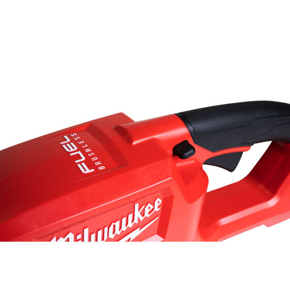 MILWAUKEE M18 FHET45-0 aku plotostřih 18V, lišta 45cm, střih 19mm, bez baterie