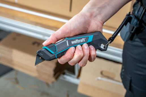 WOLFCRAFT nůž s pevnou zasouvací delta čepelí, pouzdro za opasek 4292000