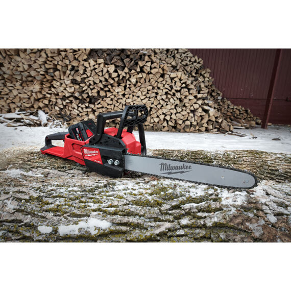 MILWAUKEE M18 FCHS35-0 aku řetězová pila 18V, lišta 35cm, bez baterie