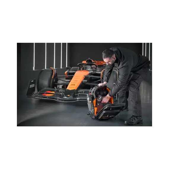 DeWalt DWST60101-9 batoh na nářadí s kolečky McLaren F1