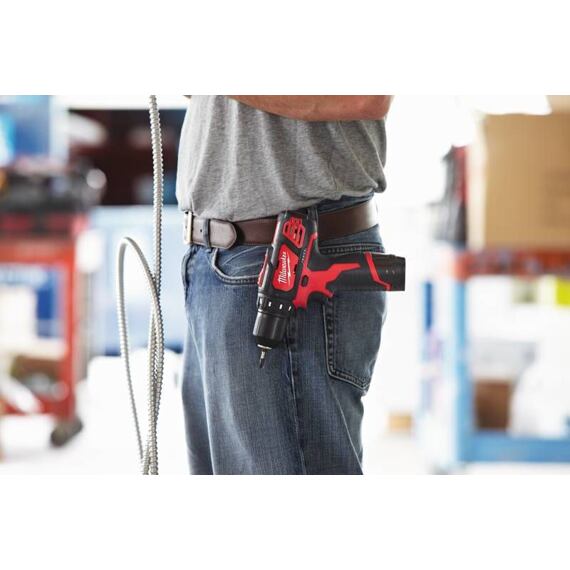 MILWAUKEE M12 BDD-202C aku skrutkovač 12V/2*2Ah