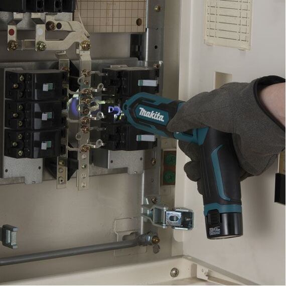MAKITA TD022DSE aku rázový šroubovák 7,2V/1,5Ah v tašce