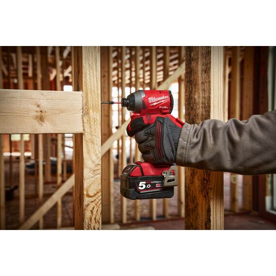 MILWAUKEE M18 FID2-0X aku rázový utahovák 18V bez baterie, 1/4", 119/176/226/0-226Nm, kufr