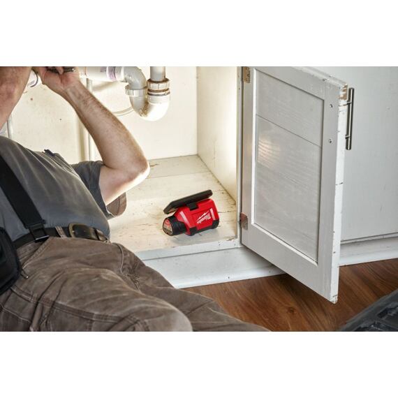 MILWAUKEE M12 PAL-0 aku svítilna LED, 700lm, IP54, USB výstup, bez baterie