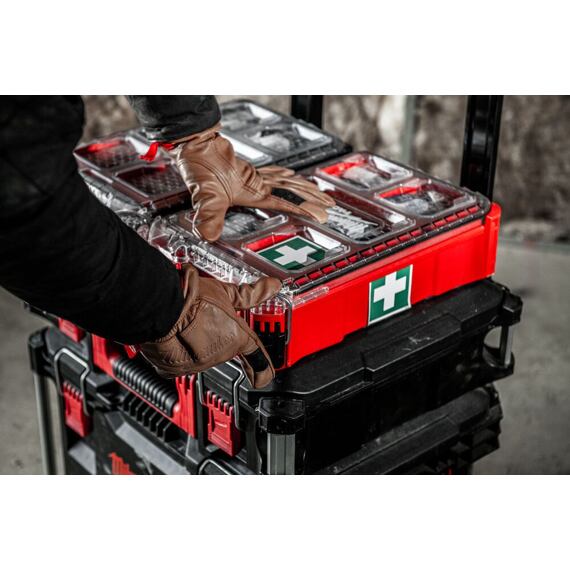 MILWAUKEE 4932478879 lékárnička PACKOUT , IP65, zodpovedá DIN 13157