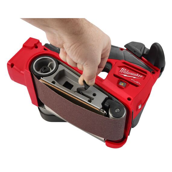 MILWAUKEE M18 FBTS75-0 aku pásová brúska 18V, 75*457mm, regulácia, bez batérie