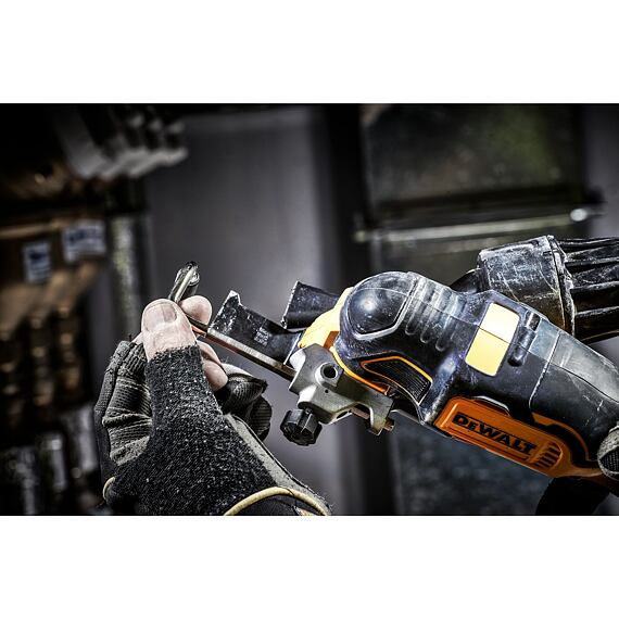 DeWalt DCS355N aku multifunkční oscilační bruska 18V, příslušenství, bez baterie