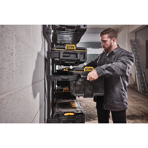 DeWalt DWST83294-1 kufrík box DS300, objem 39l, 554*336*308mm, ToughSystem, IP65