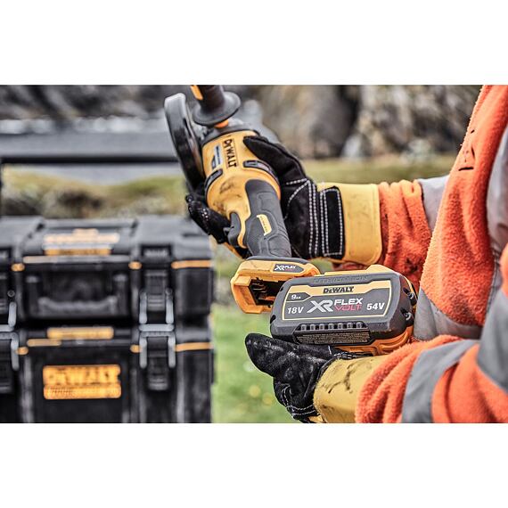 DeWalt DCG418X2 aku úhlová bruska 125mm, 54V/2*9Ah, FLEXVOLT, kufr TSTAK