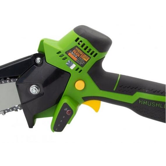 PROCRAFT PKA16 aku ruční řetězová pilka 16V/2*2Ah, lišta 100mm, bezuhlíkový motor