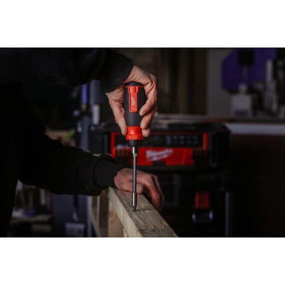 MILWAUKEE 4932480583 račňový multibitový skrutkovač 27v1